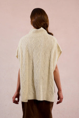 LADIES KNITTED PONCHO