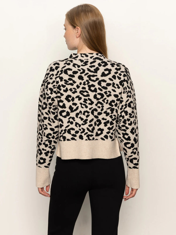 SOFT TOUCH POPOVER SWEATER