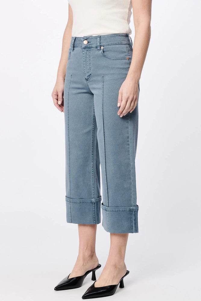 HOLLY STRAIGHT LEG JEAN