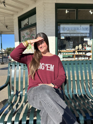 GIG 'EM COLLEGE GAMEDAY SWEATER