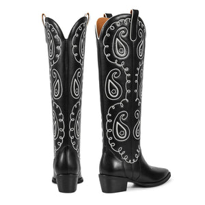 THE JEANNIE BOOT BLACK