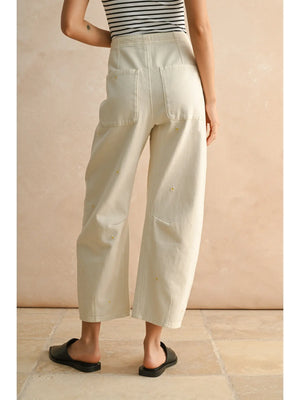 FLOWER EMB PANTS