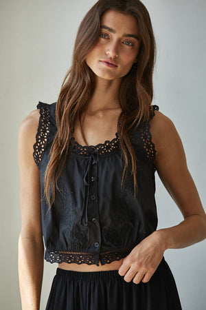 YUMA EBROIDERED SLEEVELESS TOP